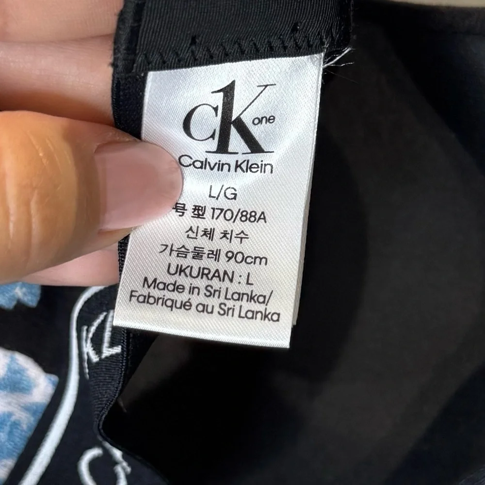 Calvin Klein Women's Floral Bralette Black and Blue Size Large